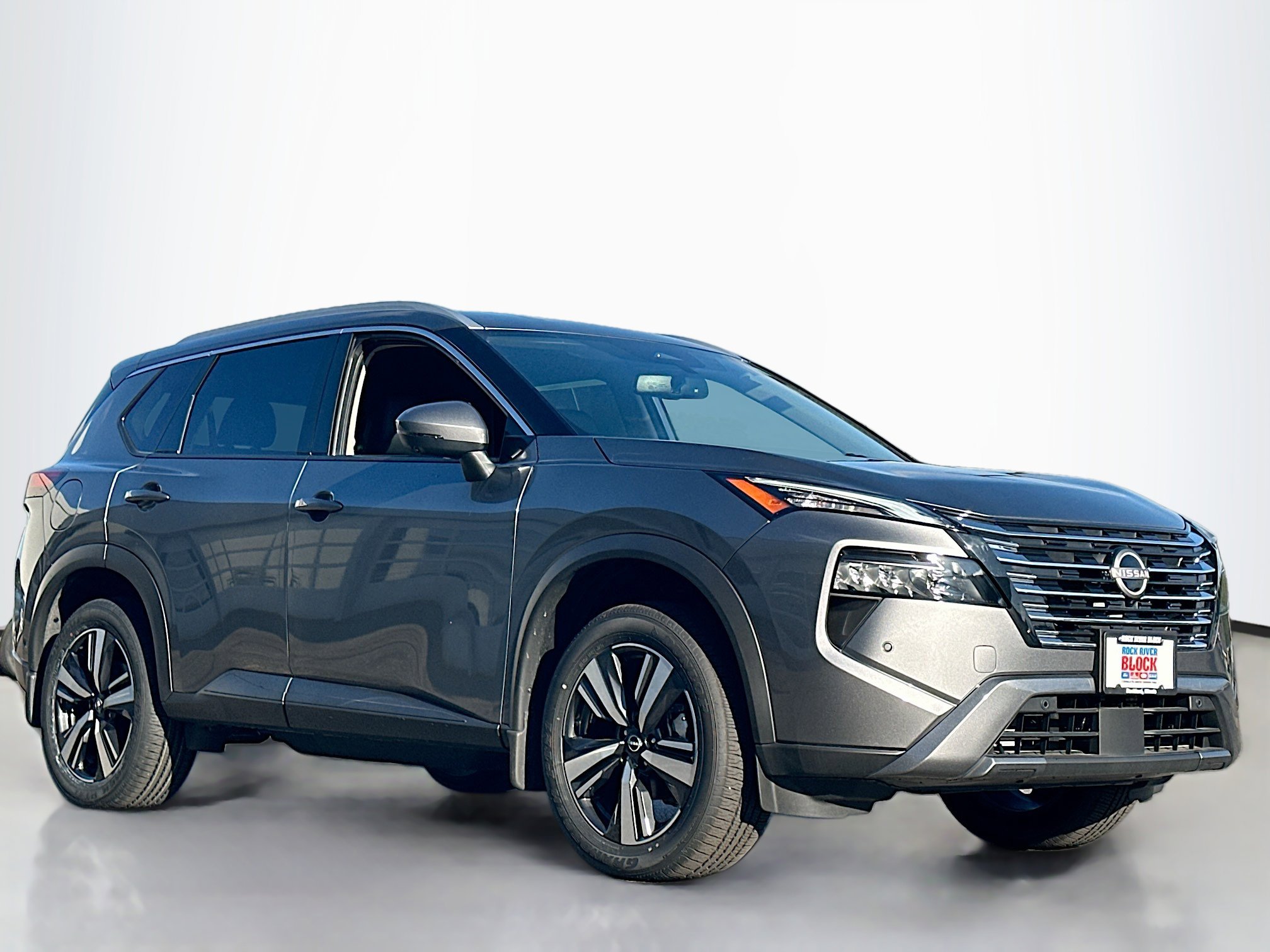 Used 2025 Nissan Rogue SL