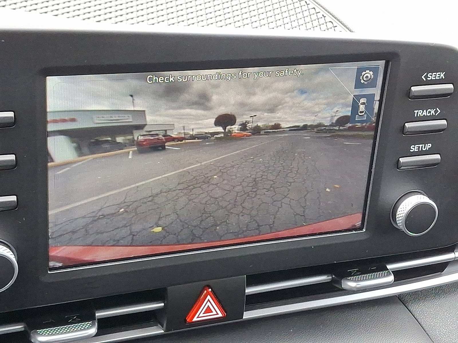 Used 2023 Hyundai Elantra Blue w/ Preferred Accessory Package image 17