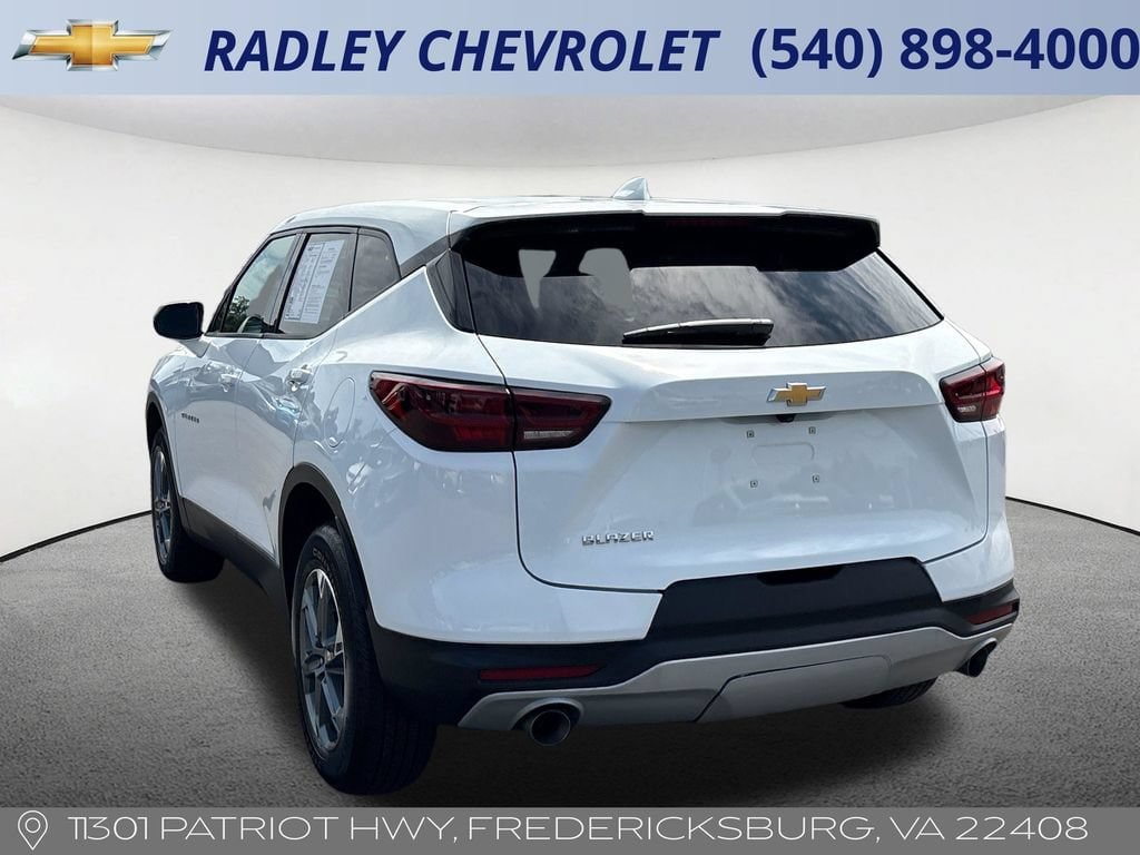 Certified 2025 Chevrolet Blazer LT FWD image 17