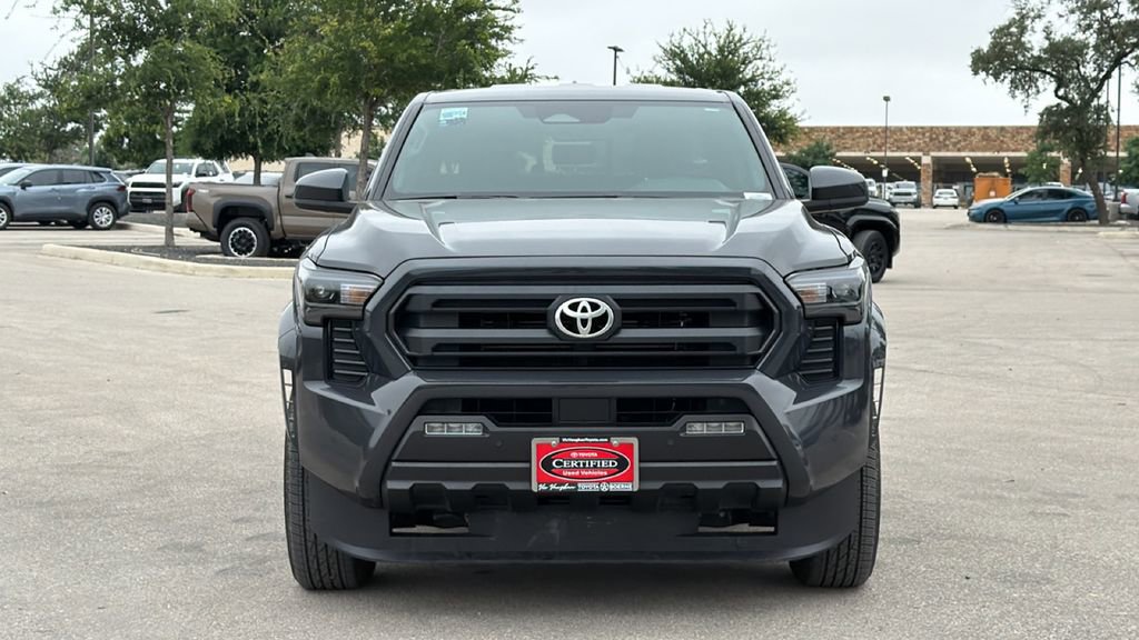 Certified 2025 Toyota Tacoma SR5 w/ SR5 Upgrade Package AWD/4WD image 2