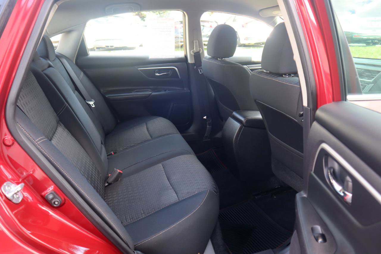 Used 2016 Nissan Altima 2.5 SV FWD image 41