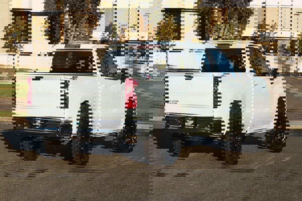 Used 2019 Chevrolet Silverado 1500 LT w/ Convenience Package image 9