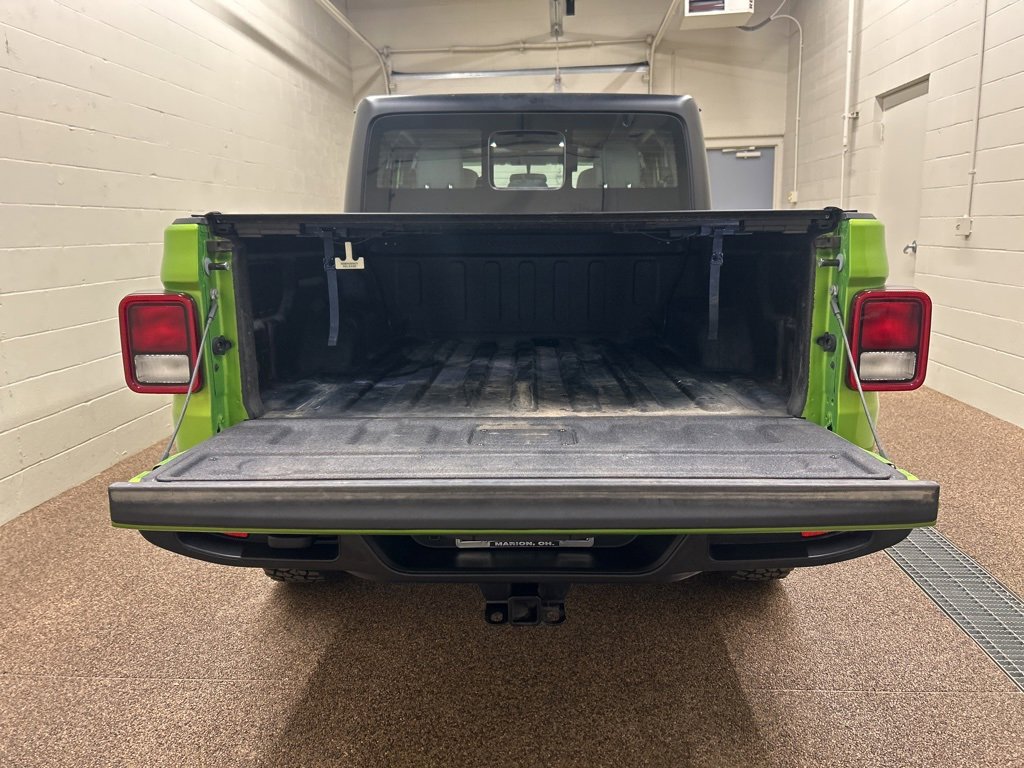 Used 2025 Jeep Gladiator Sport image 11