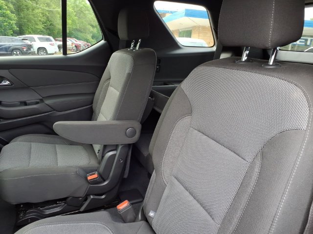 Certified 2023 Chevrolet Traverse LT FWD image 11