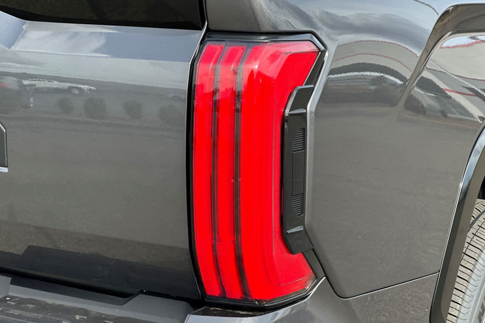 New 2026 Toyota Tundra Platinum AWD/4WD image 30