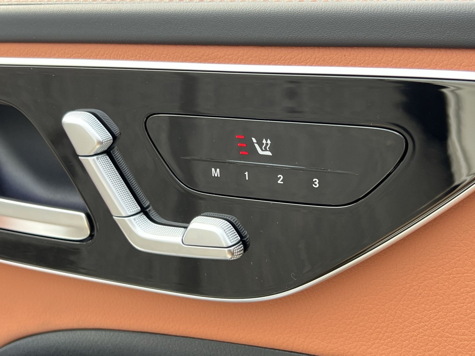 New 2027 Mercedes-Benz C 300 4MATIC Sedan image 40