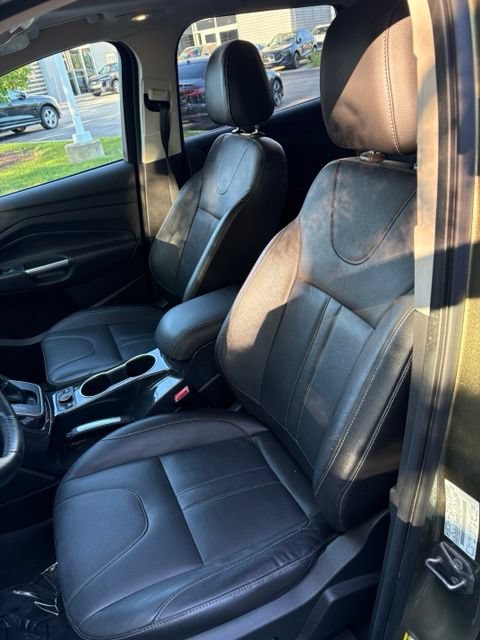 Used 2013 Ford Escape Titanium w/ Parking Technology Pkg FWD image 13