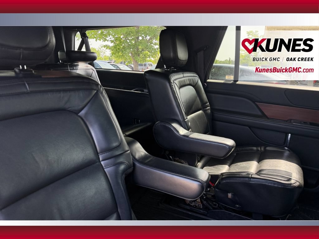 Used 2021 Lincoln Navigator L Reserve AWD/4WD image 40