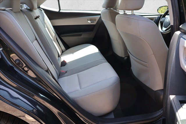 Used 2015 Toyota Corolla LE FWD image 24