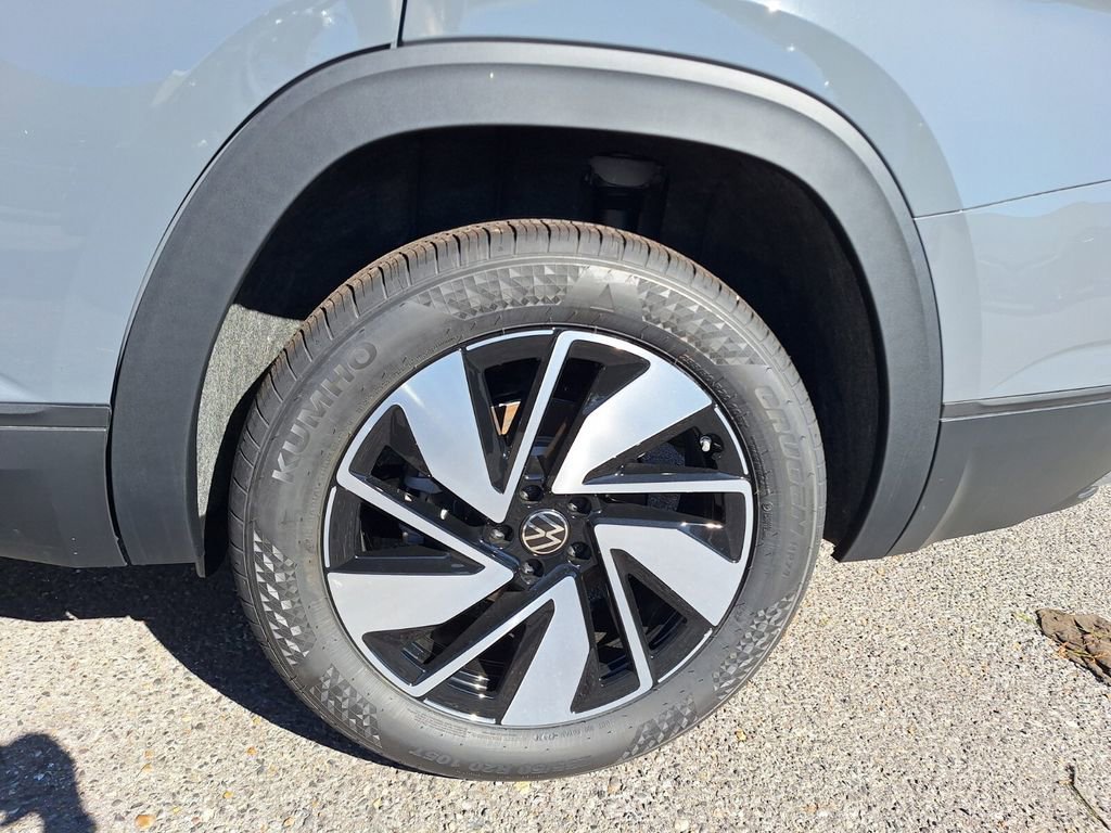 New 2026 Volkswagen Atlas SE image 23