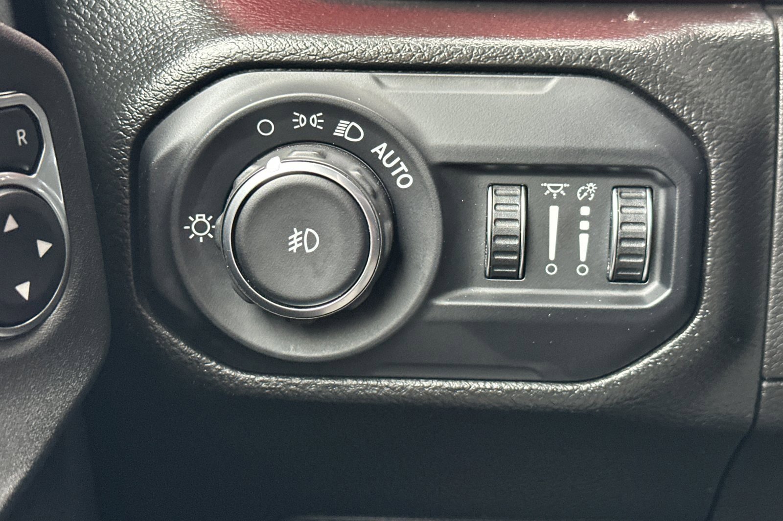 Used 2022 Jeep Wrangler Unlimited Rubicon w/ LED Lighting Group image 35