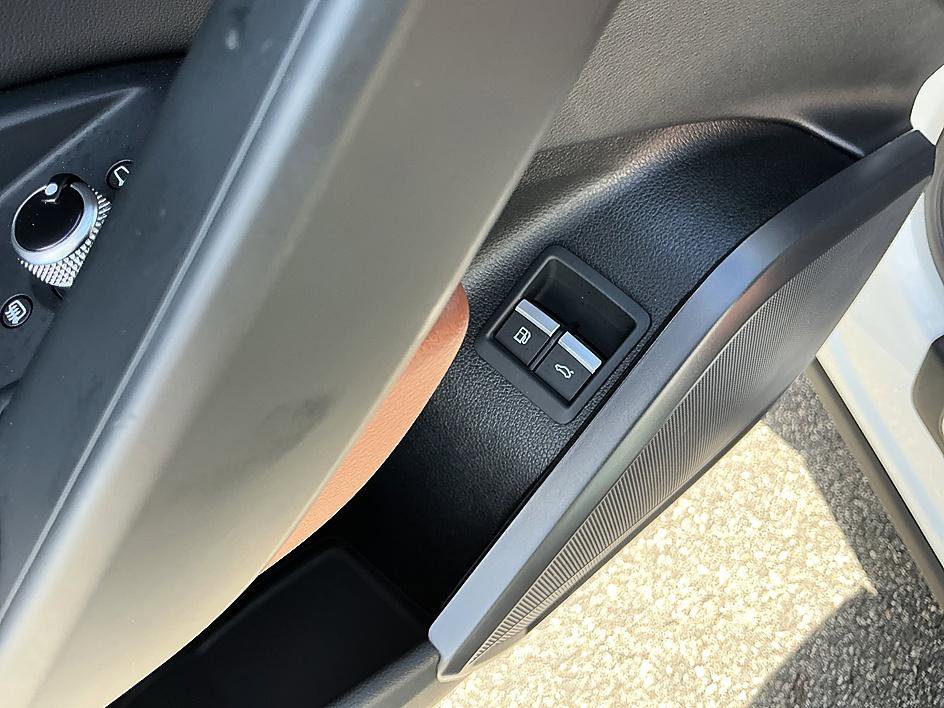 Used 2025 Audi Q5 e Premium image 13