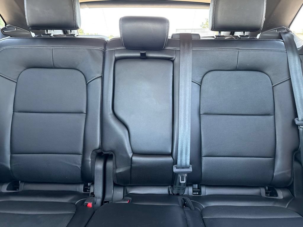 Used 2020 Ford Escape Titanium w/ Titanium Premium Package 2.0 AWD/4WD image 13