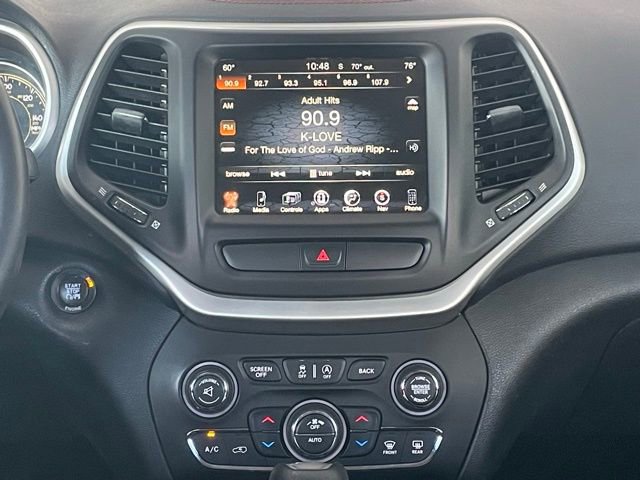 Used 2016 Jeep Cherokee Trailhawk w/ Comfort/Convenience Group image 14