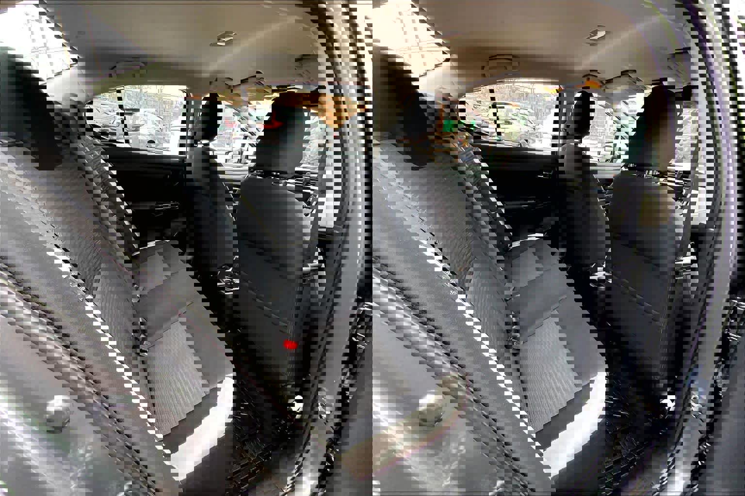 Used 2021 Nissan Versa SV image 18