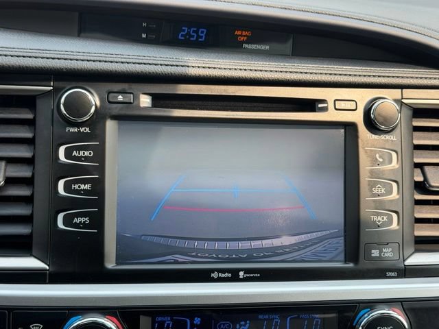 Used 2015 Toyota Highlander XLE AWD/4WD image 15