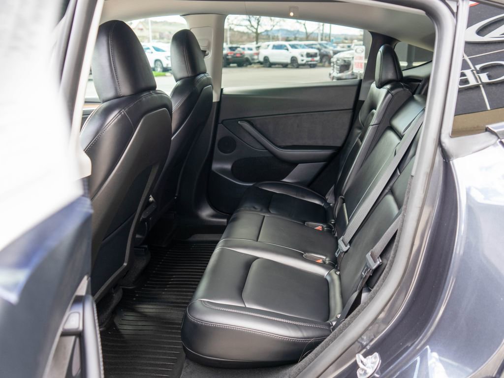 Used 2024 Tesla Model Y Long Range image 13