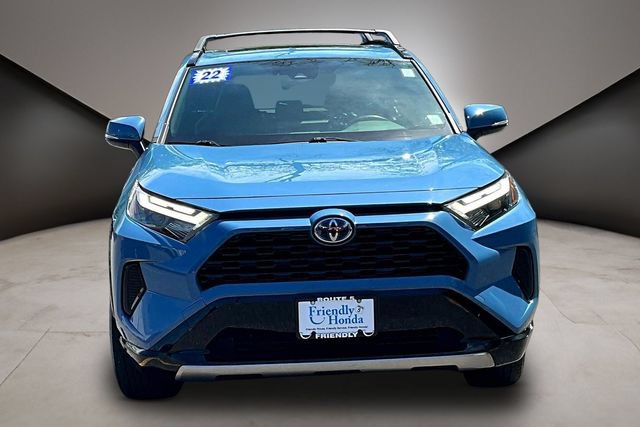 Used 2022 Toyota RAV4 SE w/ Convenience Package AWD/4WD image 2