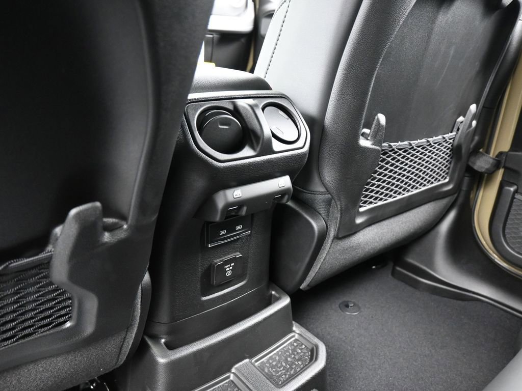 New 2026 Jeep Wrangler Unlimited Rubicon 392 image 34