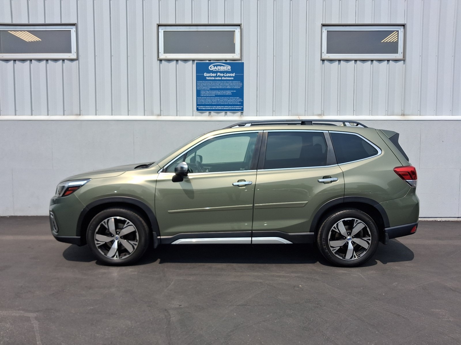 Used 2019 Subaru Forester Touring AWD/4WD image 2