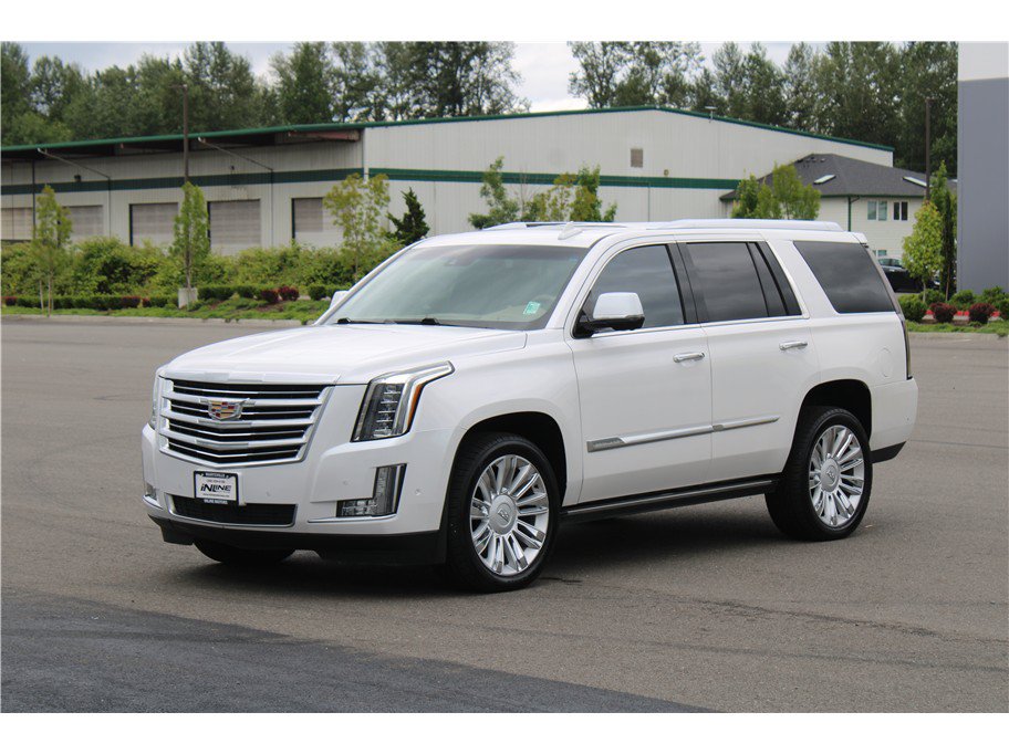 Used 2018 Cadillac Escalade Platinum AWD/4WD image 1