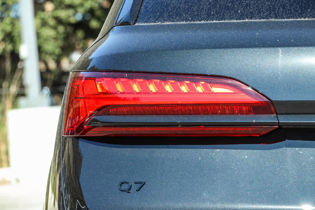 New 2026 Audi Q7 Premium Plus AWD/4WD image 9