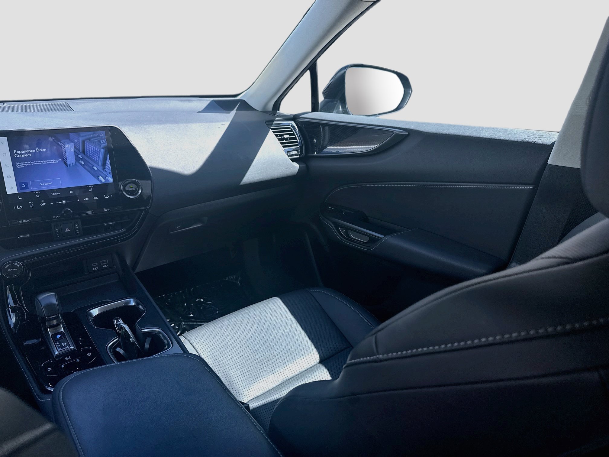 Used 2024 Lexus NX 250 FWD w/ Cold Area Package image 20