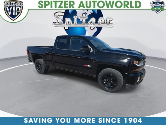 Used 2018 Chevrolet Silverado 1500 LT w/ Midnight Edition AWD/4WD image 4