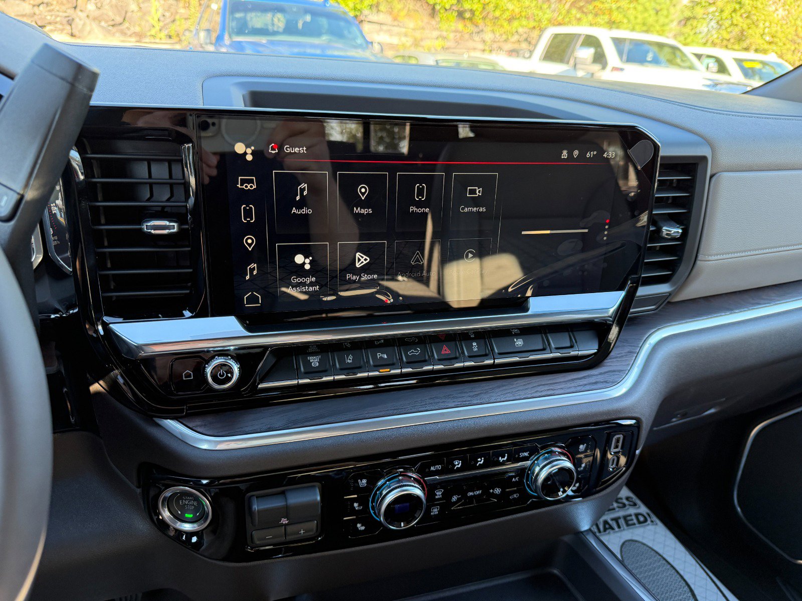 New 2026 GMC Sierra 2500 SLT w/ SLT Premium Package image 32