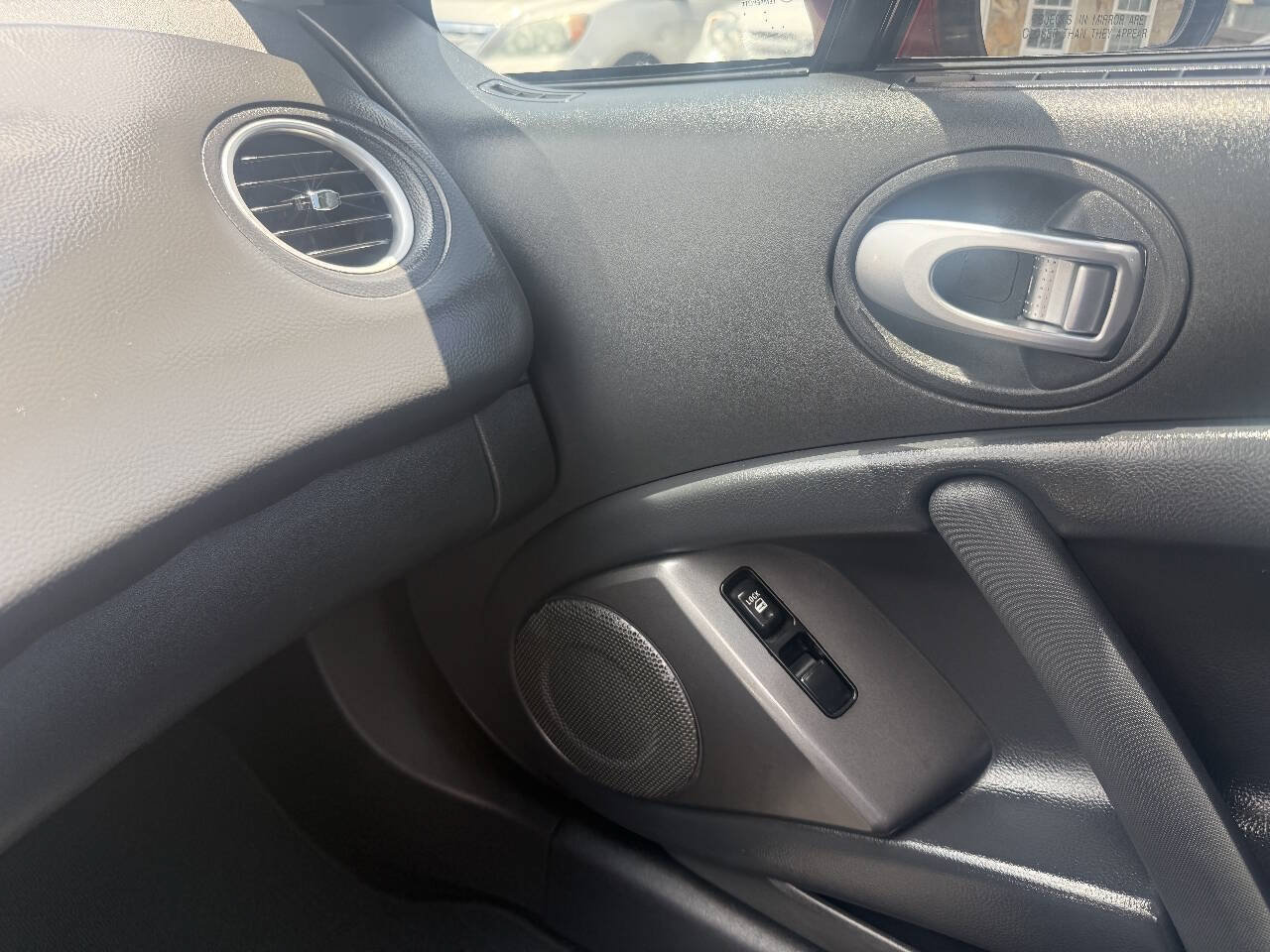 Used 2011 Mitsubishi Eclipse GS FWD image 21