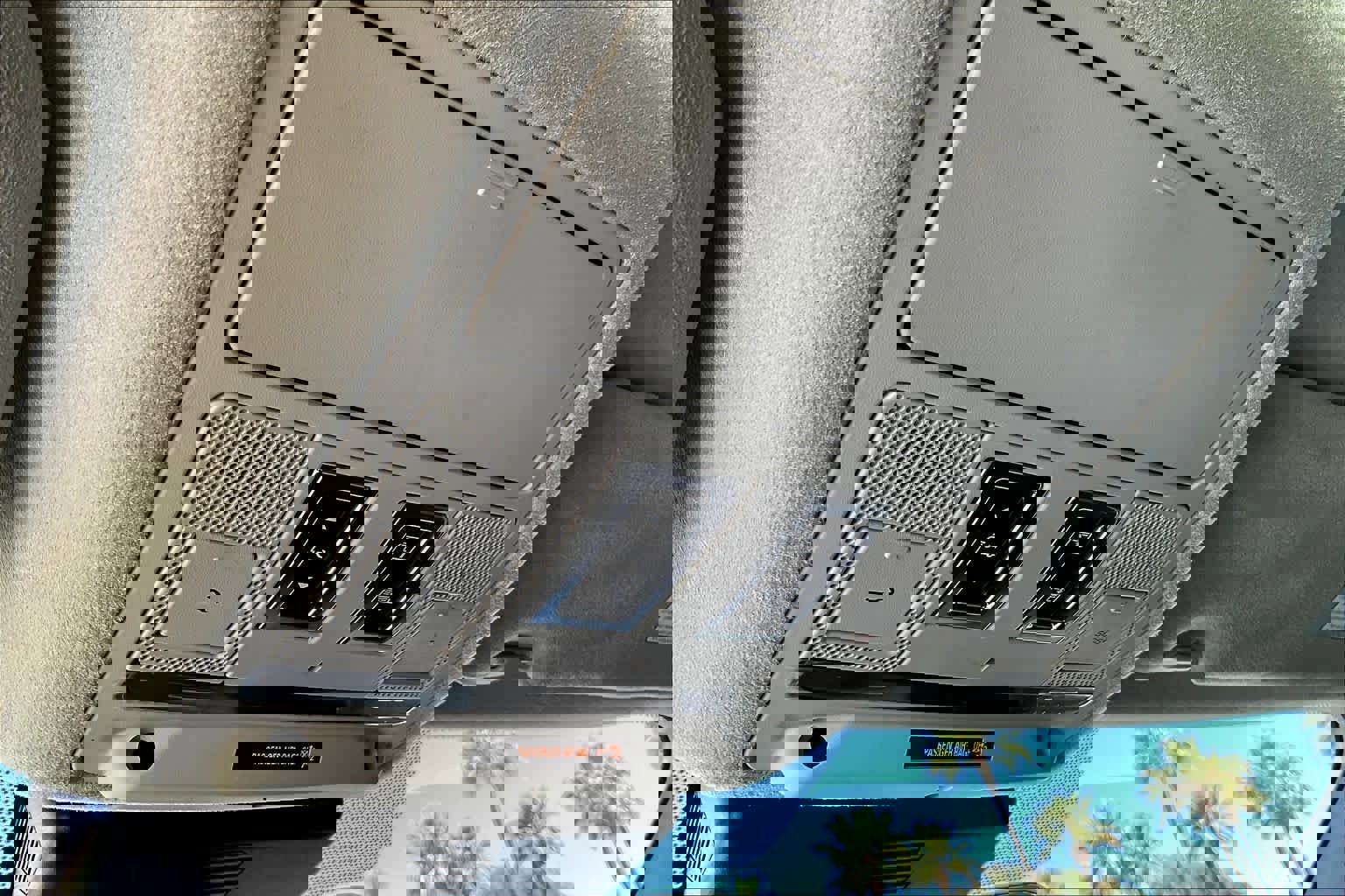 Used 2020 Jaguar F-PACE Prestige image 33