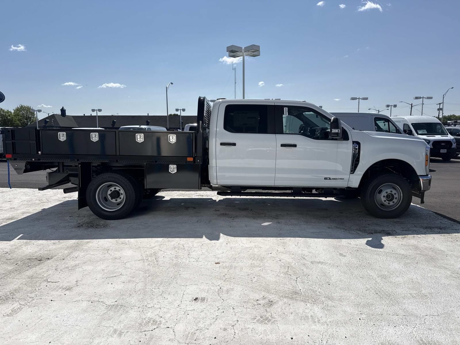 New 2026 Ford F350 XL w/ XL Chrome Package AWD/4WD image 2