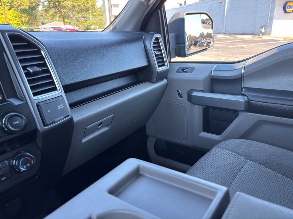 Used 2015 Ford F150 XLT w/ Equipment Group 302A Luxury AWD/4WD image 34