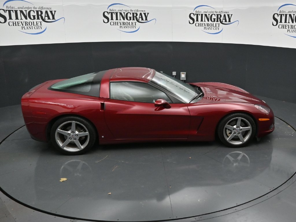 Used 2006 Chevrolet Corvette Coupe w/ Preferred Equipment Group RWD image 25