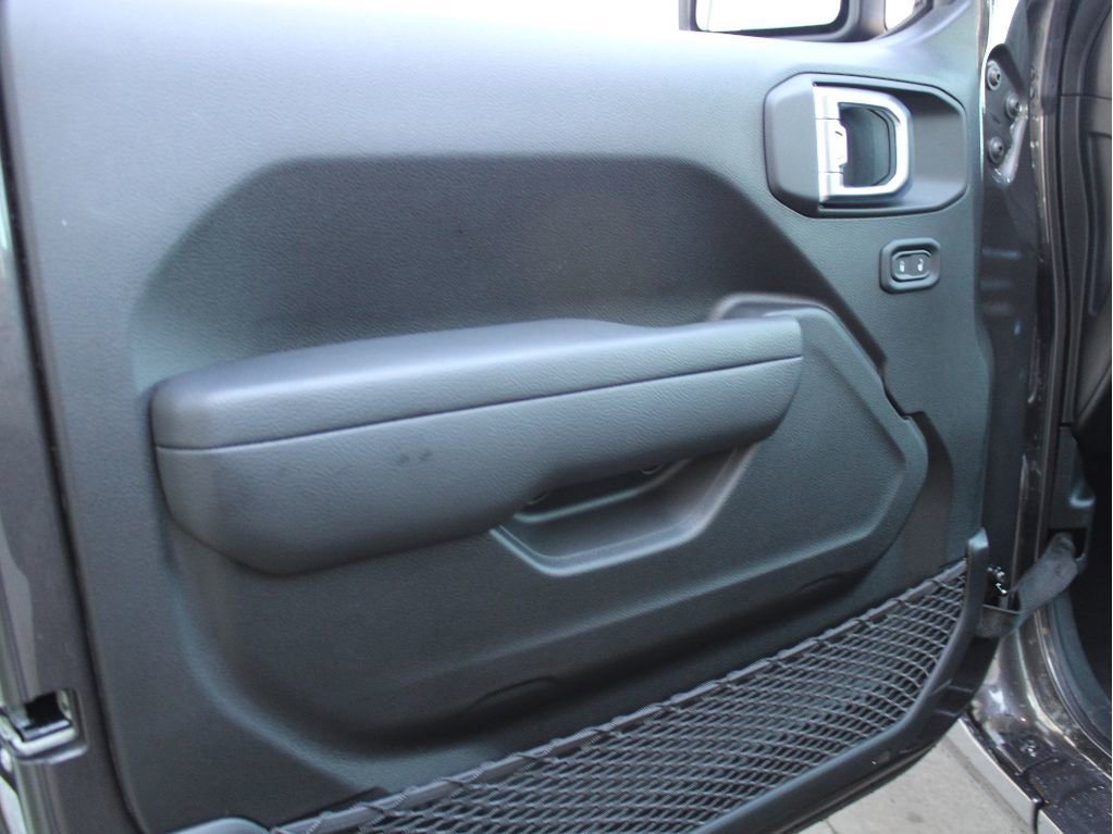 New 2026 Jeep Wrangler Sport AWD/4WD image 9