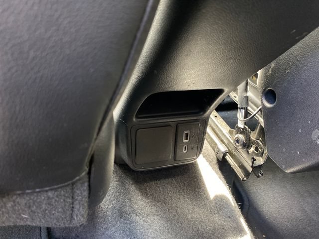 Used 2021 Buick Encore GX Preferred AWD/4WD image 19