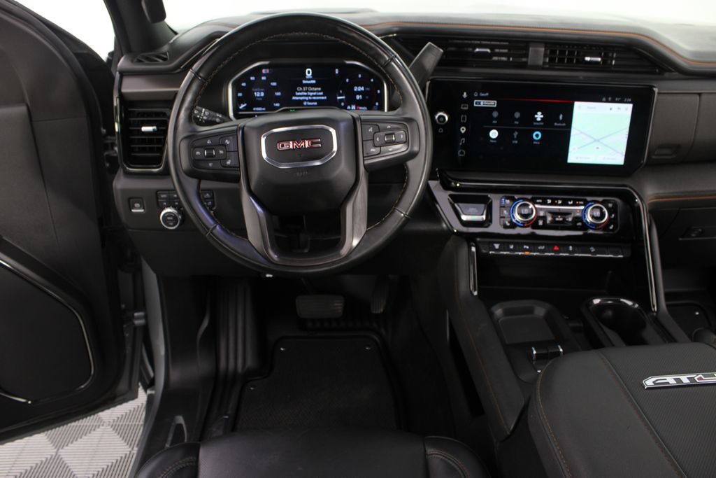 Used 2025 GMC Sierra 2500 AT4 w/ AT4 Premium Plus Package AWD/4WD image 14