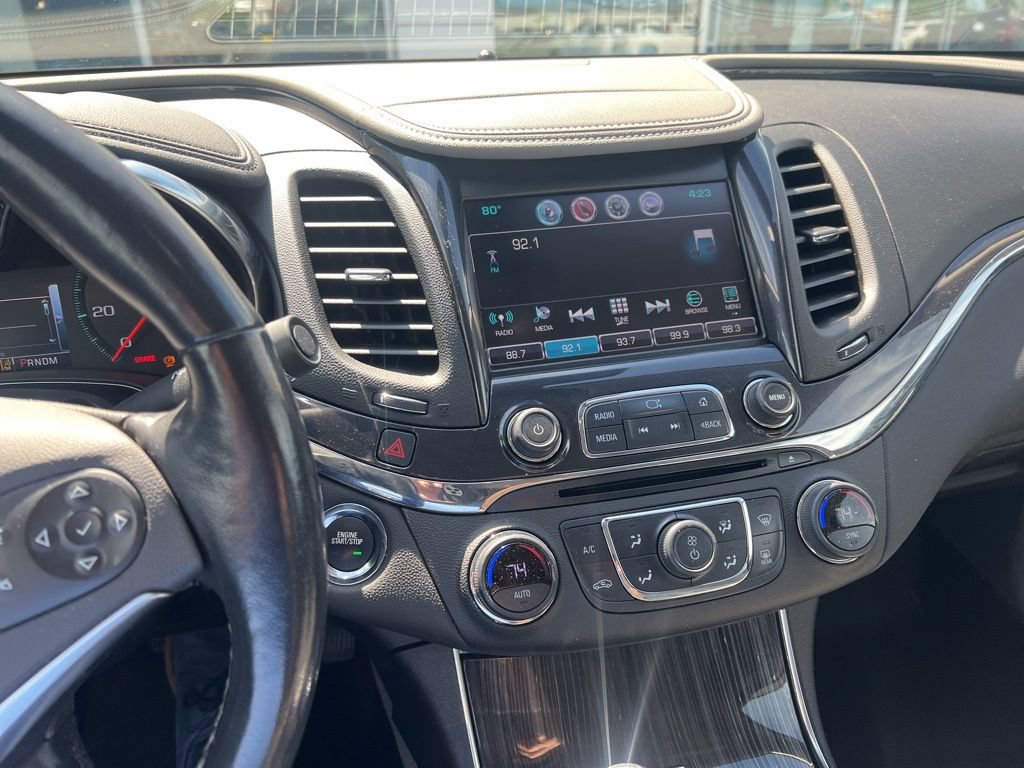 Used 2017 Chevrolet Impala Premier w/ Enhanced Convenience Package FWD image 8