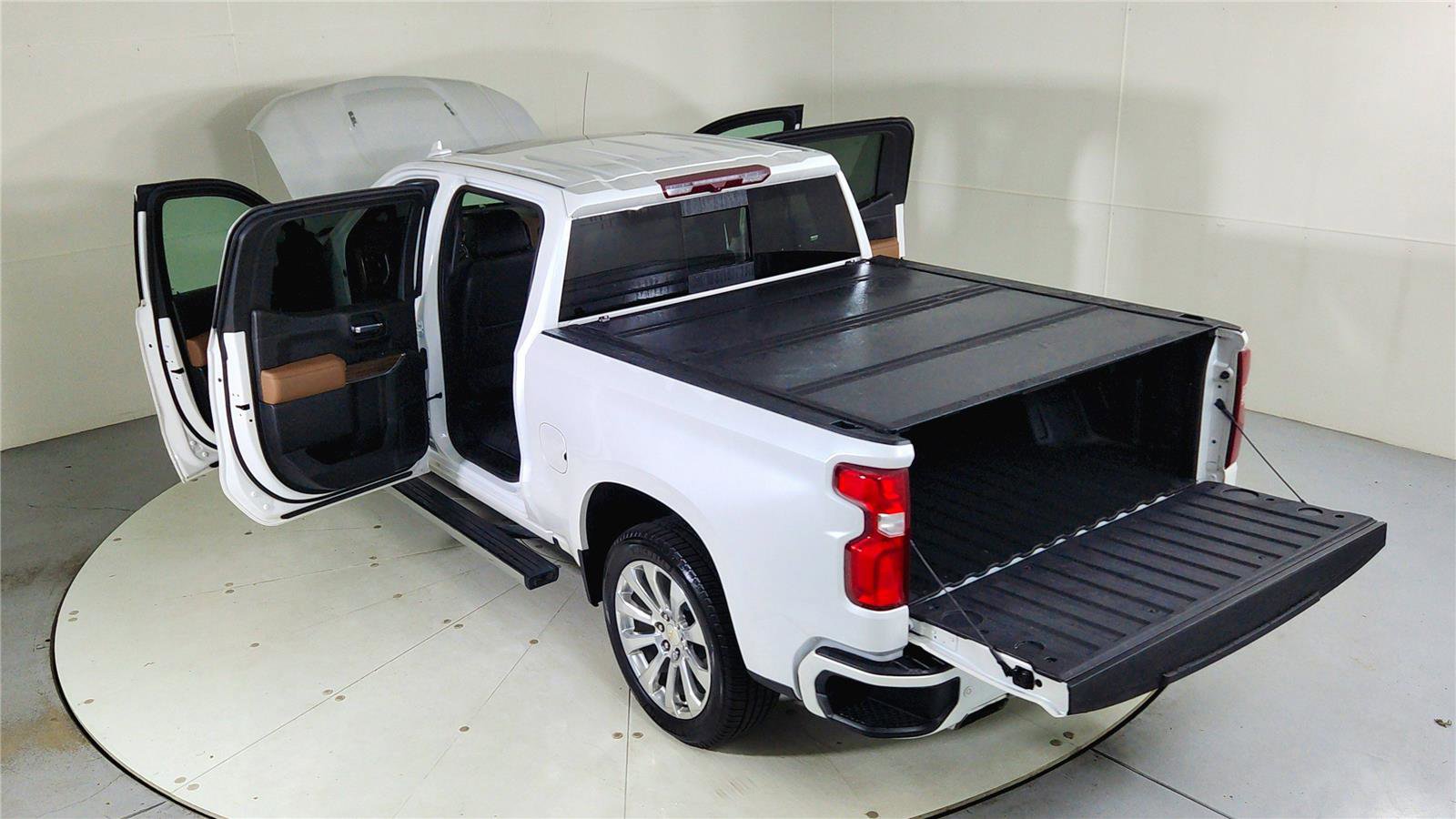 Used 2021 Chevrolet Silverado 1500 High Country image 26