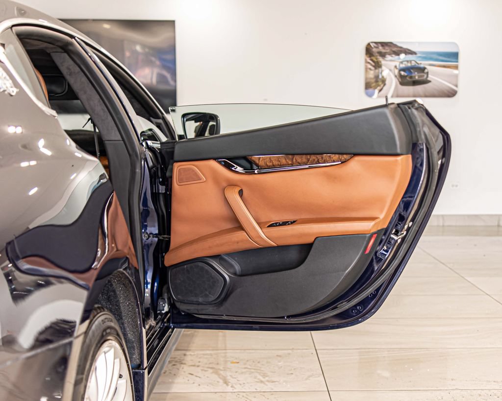 Used 2014 Maserati Quattroporte S Q4 AWD/4WD image 42