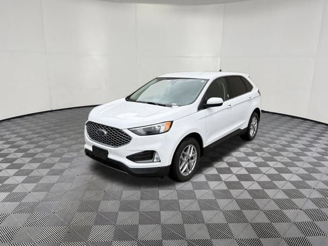 Certified 2023 Ford Edge SEL w/ Convenience Package AWD/4WD image 13