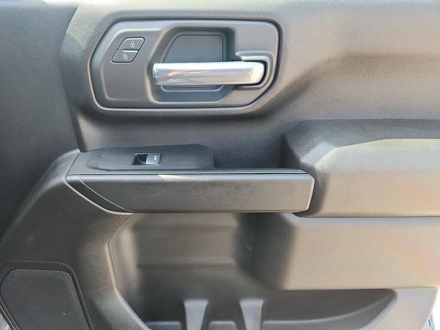 Used 2025 Chevrolet Silverado 2500 Custom w/ Custom Convenience Package AWD/4WD image 33