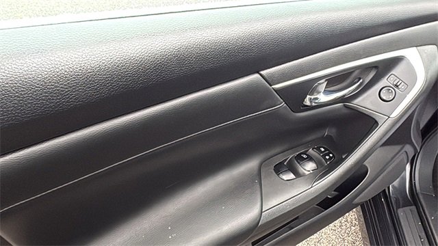 Used 2015 Nissan Altima 2.5 S w/ Special Edition Package image 19
