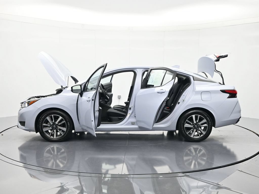 Used 2024 Nissan Versa SV FWD image 46