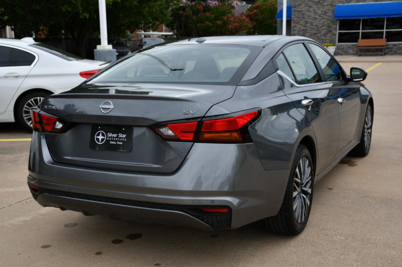 Used 2024 Nissan Altima 2.5 SV image 6