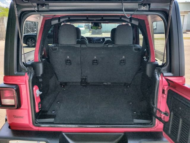 Used 2025 Jeep Wrangler Unlimited Sport AWD/4WD image 13