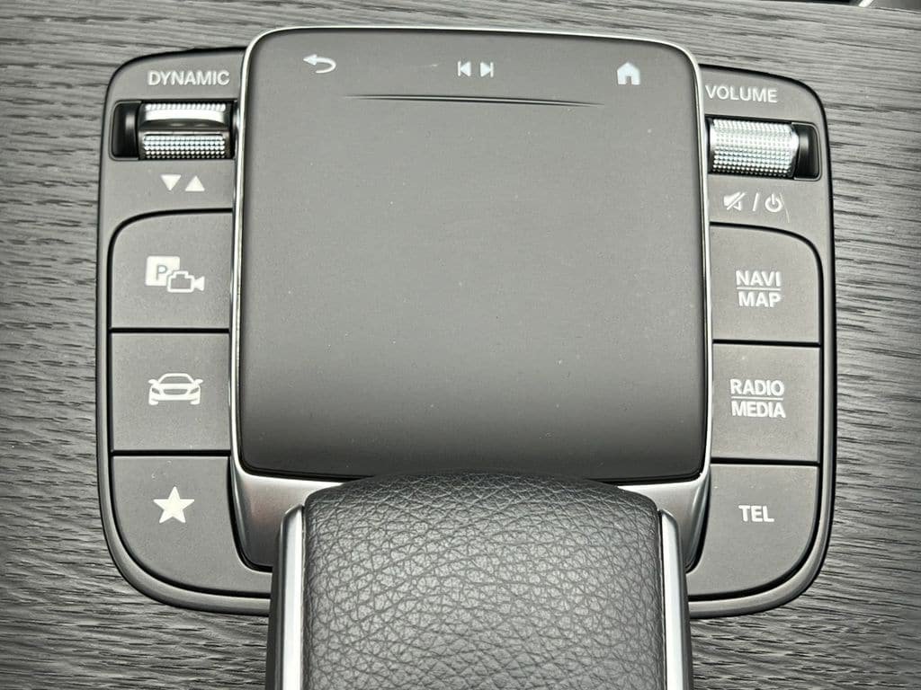 Used 2022 Mercedes-Benz GLE 350 4MATIC w/ Premium Package image 33
