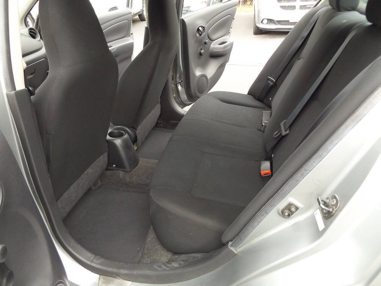 Used 2012 Nissan Versa S w/ Cruise Control Pkg FWD image 15