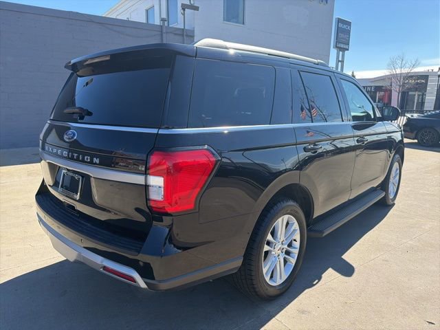 Used 2024 Ford Expedition XLT image 10
