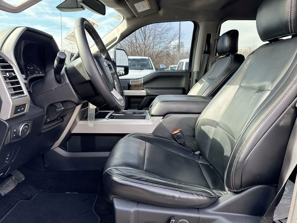 Used 2017 Ford F350 Lariat w/ Tow Technology Bundle image 5